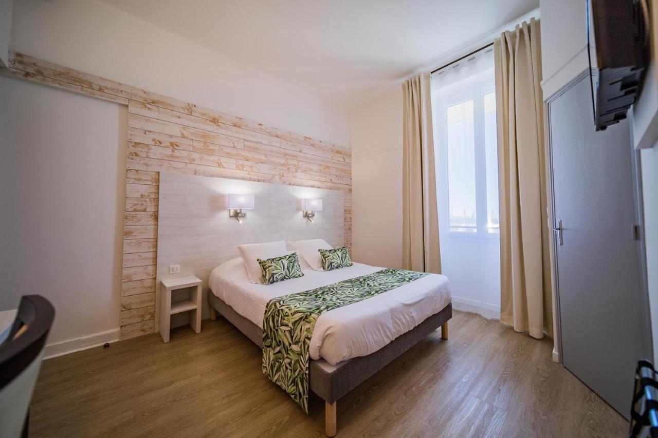 Hotel Le Rabelais Le Lavandou Kültér fotó
