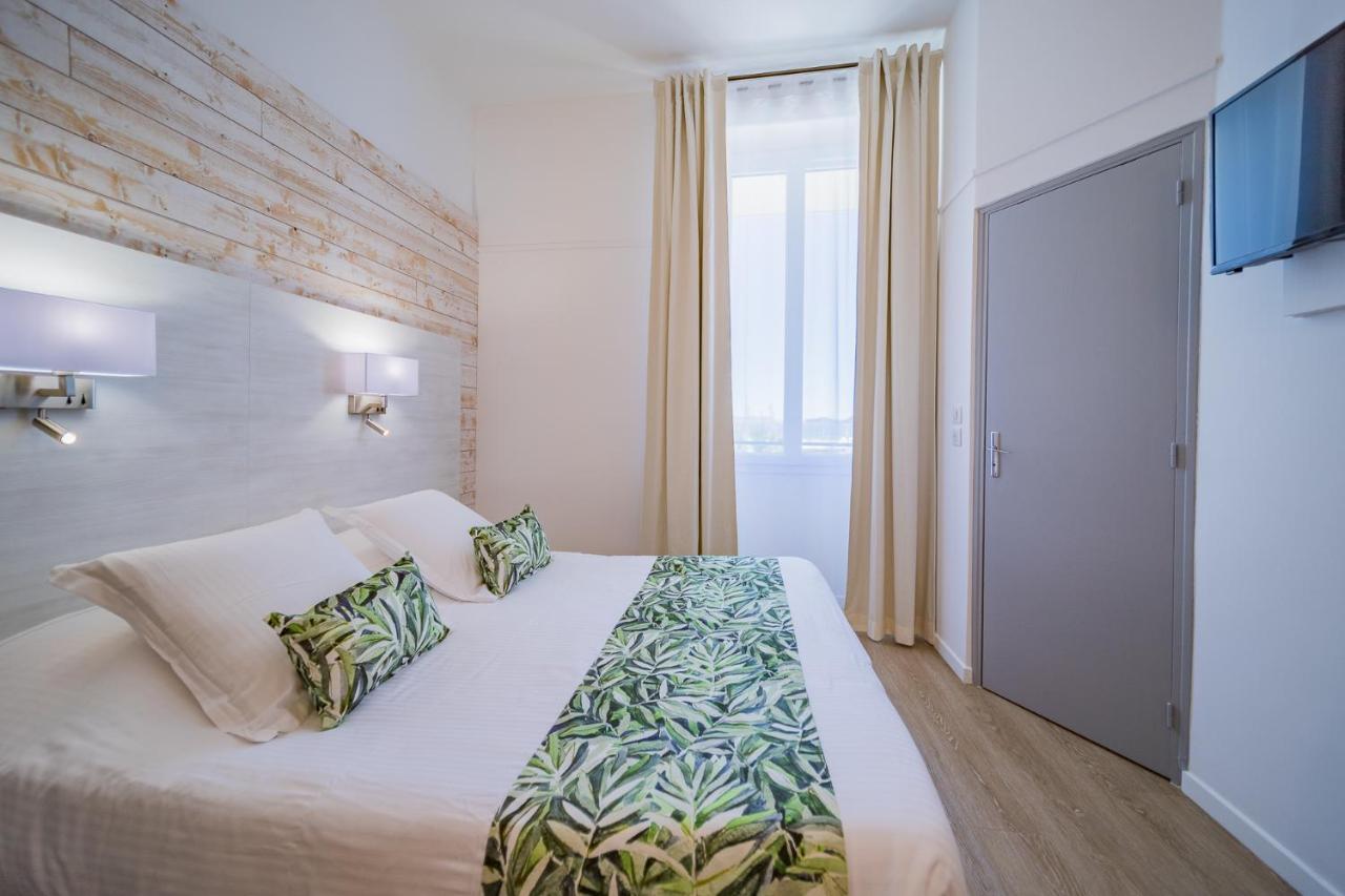 Hotel Le Rabelais Le Lavandou Kültér fotó